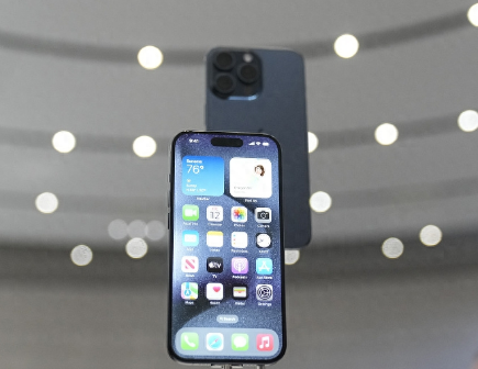 绛县Apple维修站分享买iPhone15还是华为Mate60 